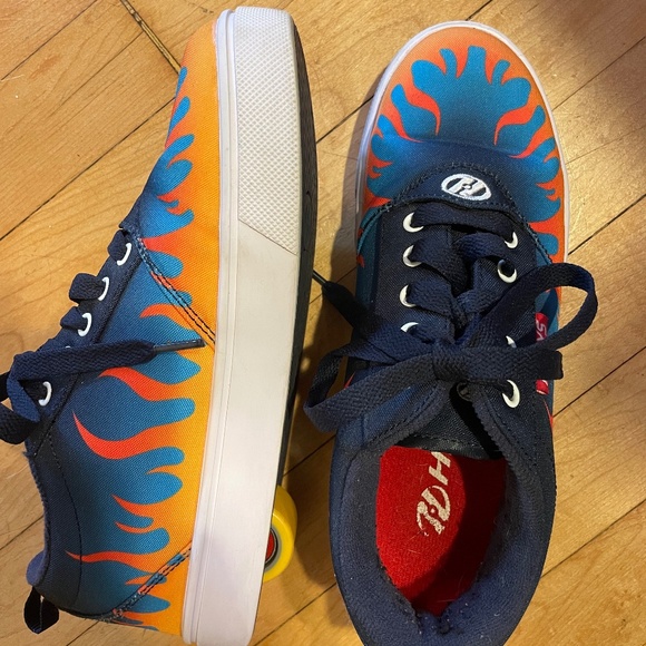 Heelys - kids - Picture 1 of 8